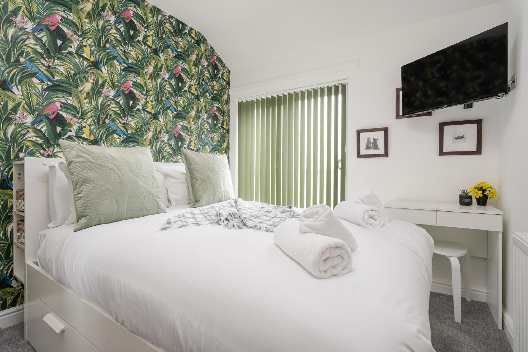 Buxton Apartment - 1 Bed, Free Parking, Wi-Fi Hazel Grove Buitenkant foto